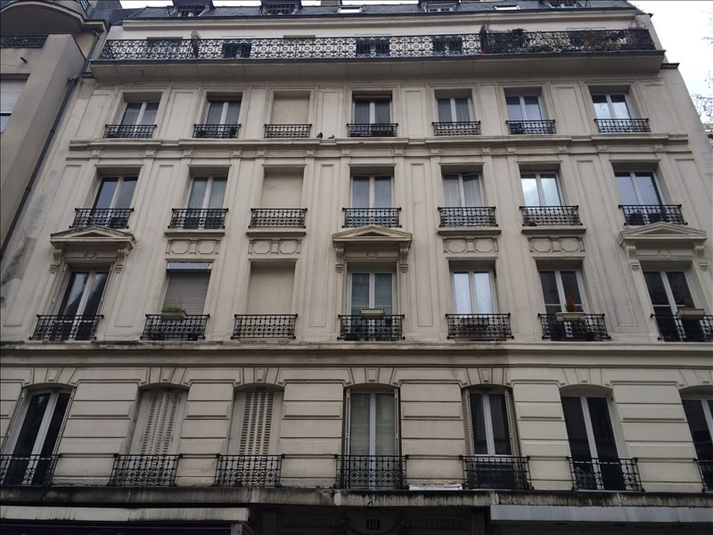 vente Rue des portes blanches, à deux pas du métro Marcadet Poissonniers, au troisième étage d vente Rue des portes blanches, à deux pas du métro Marcadet Poissonniers, au troisième étage d